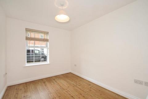 2 bedroom apartment to rent, Newbury,  Berkshire,  RG14