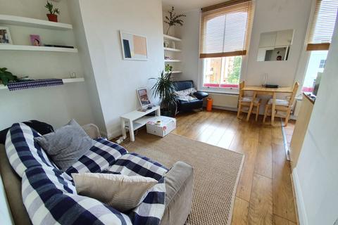 1 bedroom flat to rent, Mildmay Road, Islington