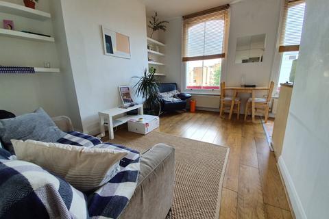 1 bedroom flat to rent, Mildmay Road, Islington