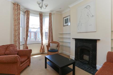 2 bedroom flat for sale, Stronsa Road, Chiswick W12