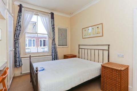 2 bedroom flat for sale, Stronsa Road, Chiswick W12