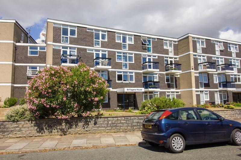 Bradford Place, Penarth 2 bed apartment £199,950