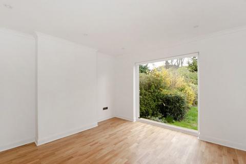 undefined, Greenfield Gardens, Cricklewood, NW2