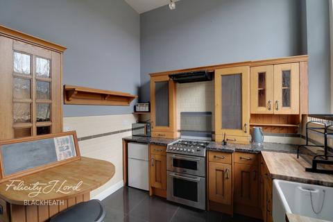 1 bedroom apartment to rent, Gilbert Close, London
