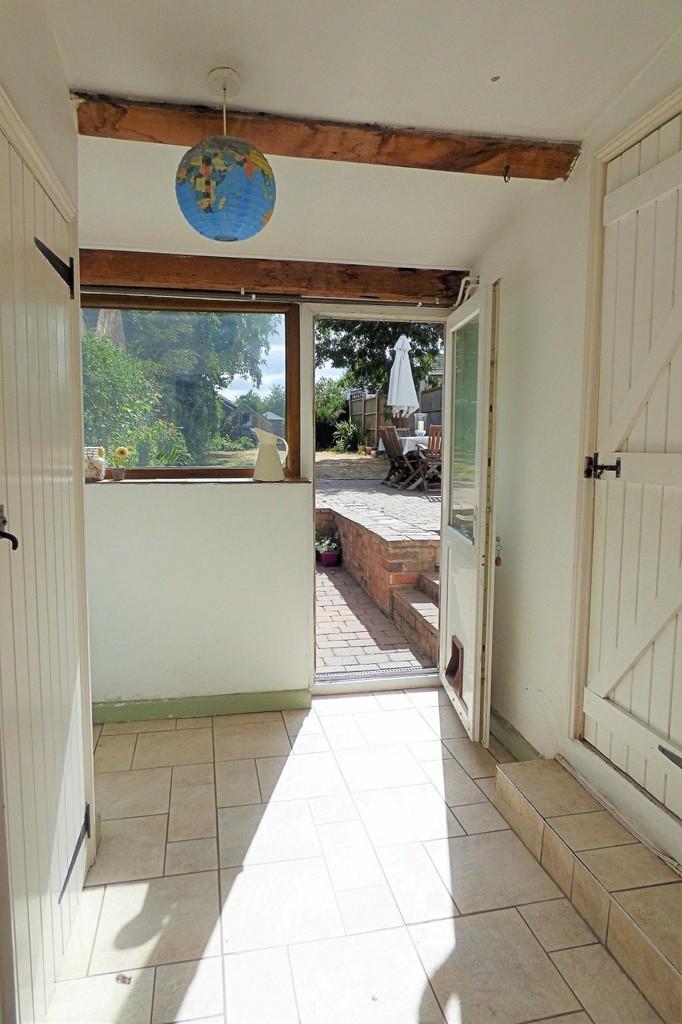 Wales Lane, Barton Under Needwood 3 bed cottage £305,000