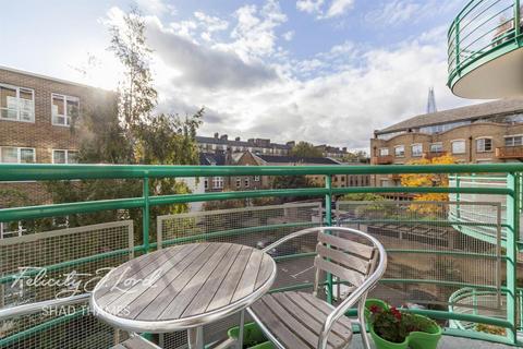 2 bedroom flat to rent, Millennium Square, Shad Thames, SE1