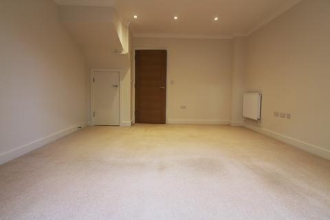 2 bedroom terraced house to rent, Haden Square, Reading, RG1