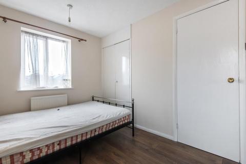 1 bedroom end of terrace house to rent, Feltham,  Charleston Close,  TW13