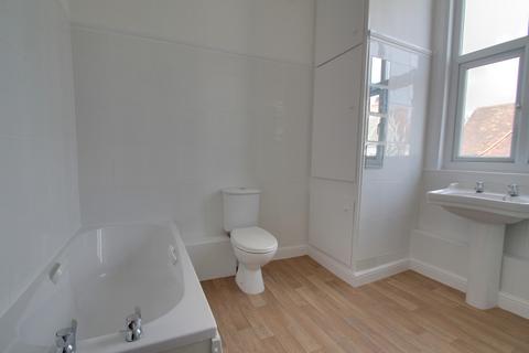 1 bedroom apartment to rent, North Avenue, Leicester