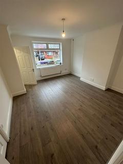 3 bedroom terraced house to rent, Haselbeech Crescent, Liverpool