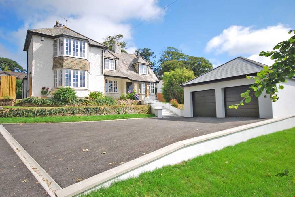 Tregolls Road, Truro, Cornwall 5 bed property £600,000