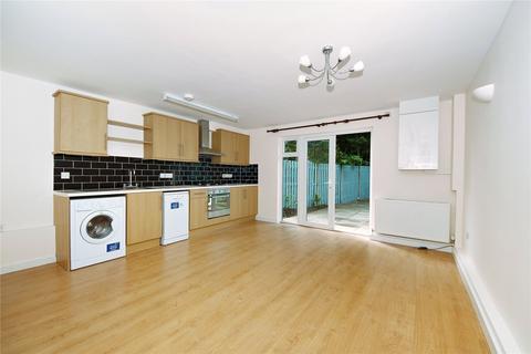 4 bedroom terraced house to rent, Hawthorn Road, London, NW10