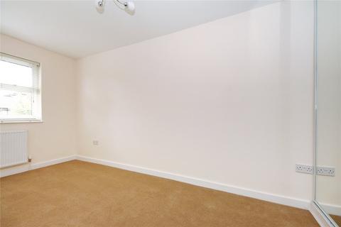 4 bedroom terraced house to rent, Hawthorn Road, London, NW10