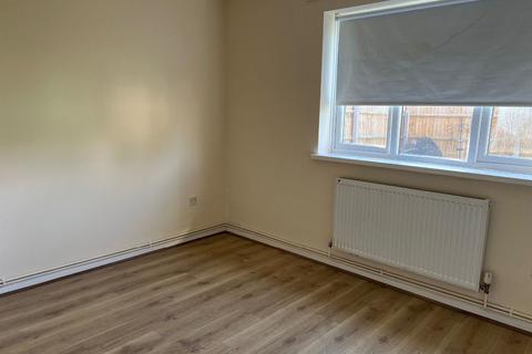 2 bedroom flat to rent, St Annes Road, Willenhall WV13