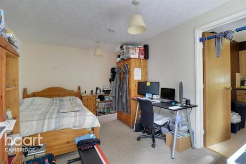 1 bedroom semi-detached house to rent, Little Meadow, Cambridge