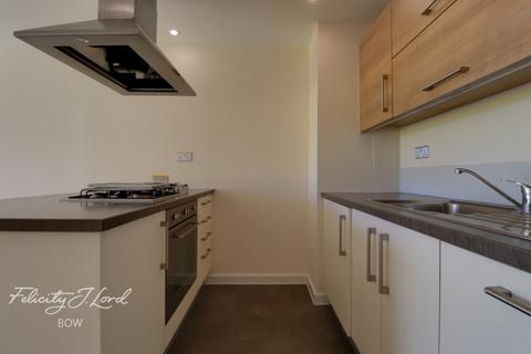 1 bedroom flat to rent, Bresslaw Court, Bow