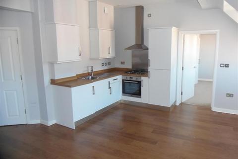 1 bedroom apartment to rent, St Martins Court, Hotel Street, City Centre, L LE1