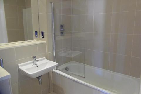 1 bedroom apartment to rent, St Martins Court, Hotel Street, City Centre, L LE1