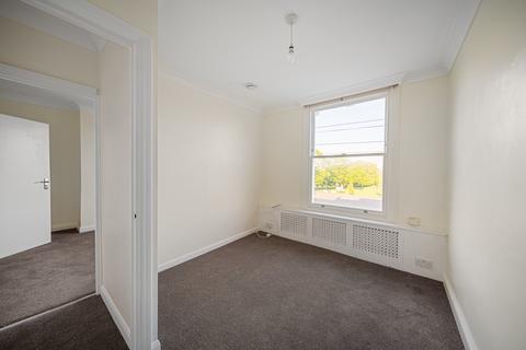 1 bedroom flat to rent, Milton Place, Gravesend, DA12