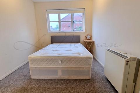 2 bedroom flat to rent, Avonmouth Road, Dartford, DA1