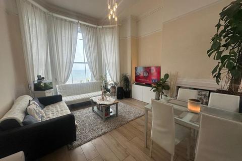 2 bedroom flat to rent, Eversfield Place, St Leonards on Sea, East Sussex, TN37 6BY
