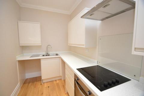 2 bedroom flat to rent, Ashburnham Road, Hastings, East Sussex, TN35 5JN