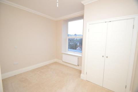 2 bedroom flat to rent, Ashburnham Road, Hastings, East Sussex, TN35 5JN