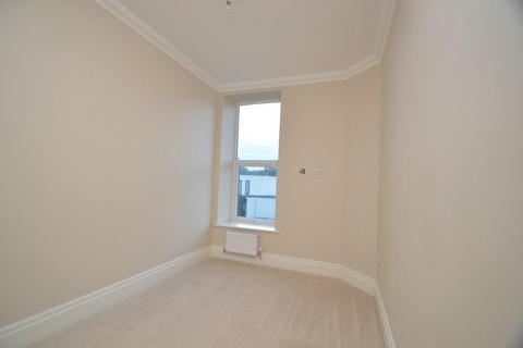 2 bedroom flat to rent, Ashburnham Road, Hastings, East Sussex, TN35 5JN