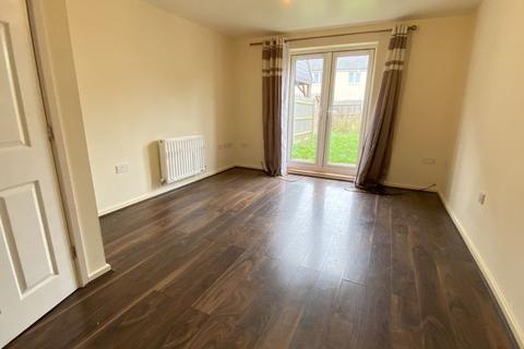 2 bedroom end of terrace house to rent, Ruston Close, Huntingdon