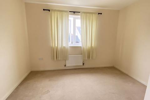 2 bedroom end of terrace house to rent, Ruston Close, Huntingdon