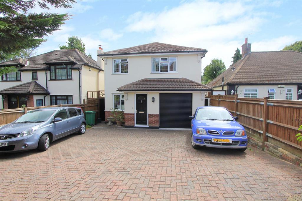 Sandy Lane South, Wallington 3 bed detached house £585,000