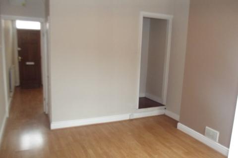 2 bedroom terraced house to rent, Windermere Road, Forest Fields