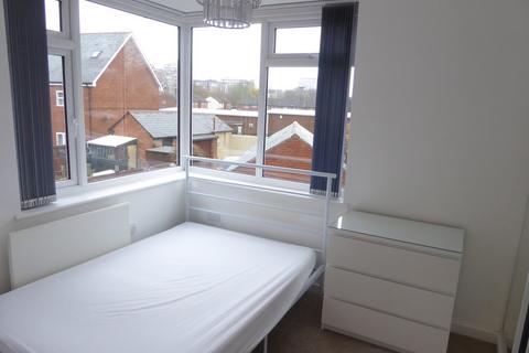 1 bedroom apartment to rent, Queens Road, Basingstoke RG21