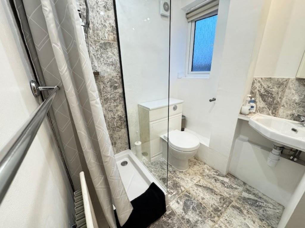 Ensuite1