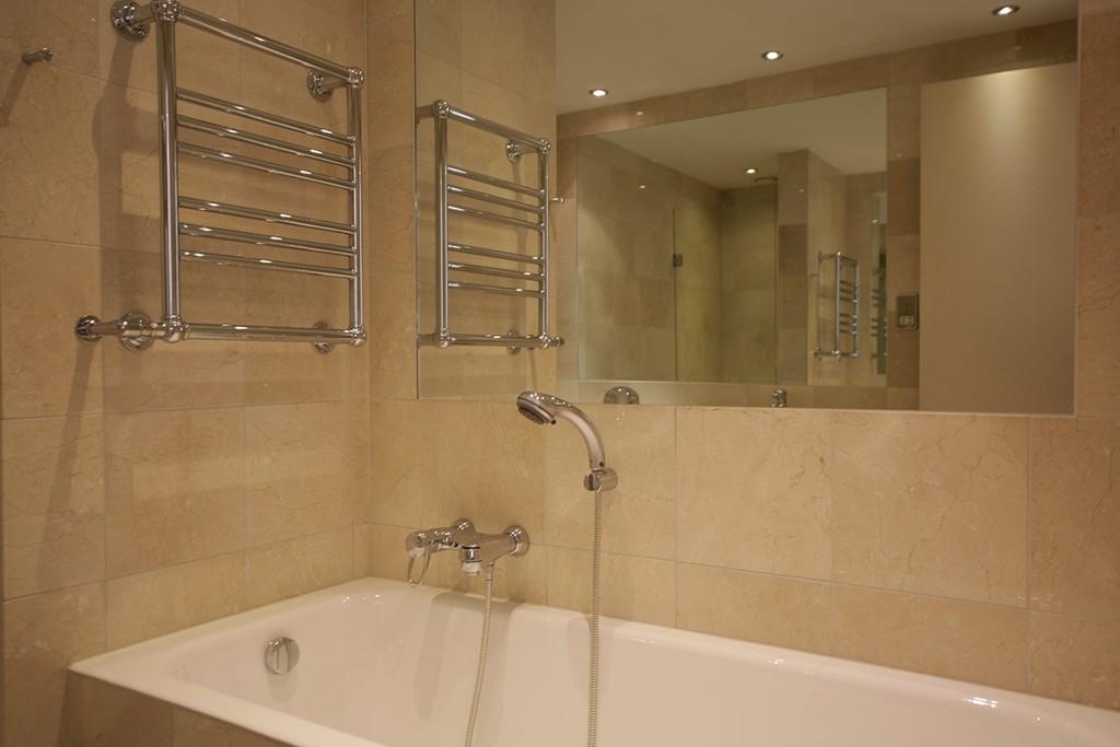 En-suite Bath