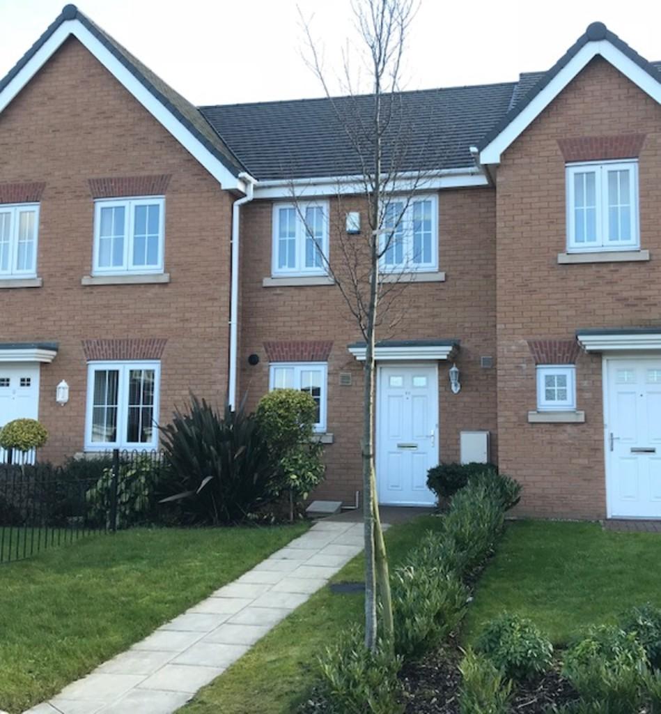 Darwin Drive, Churchill Park, Burslem 2 bed semidetached house £550