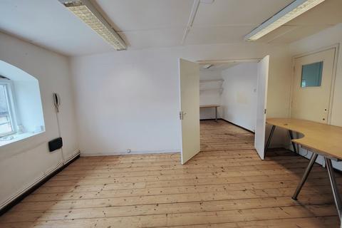 Office to rent, Bath Road, Woodchester