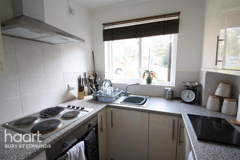 1 bedroom end of terrace house to rent, Raedwald Drive, Bury St. Edmunds