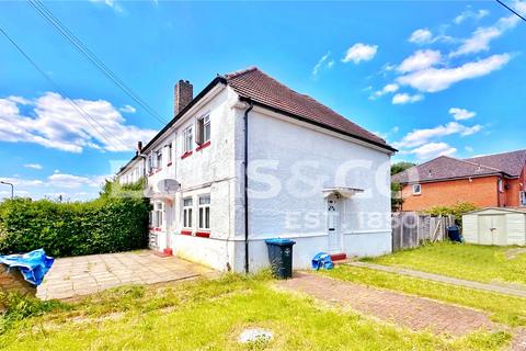 2 bedroom maisonette for sale, Highmead Crescent, Wembley, Middlesex, HA0