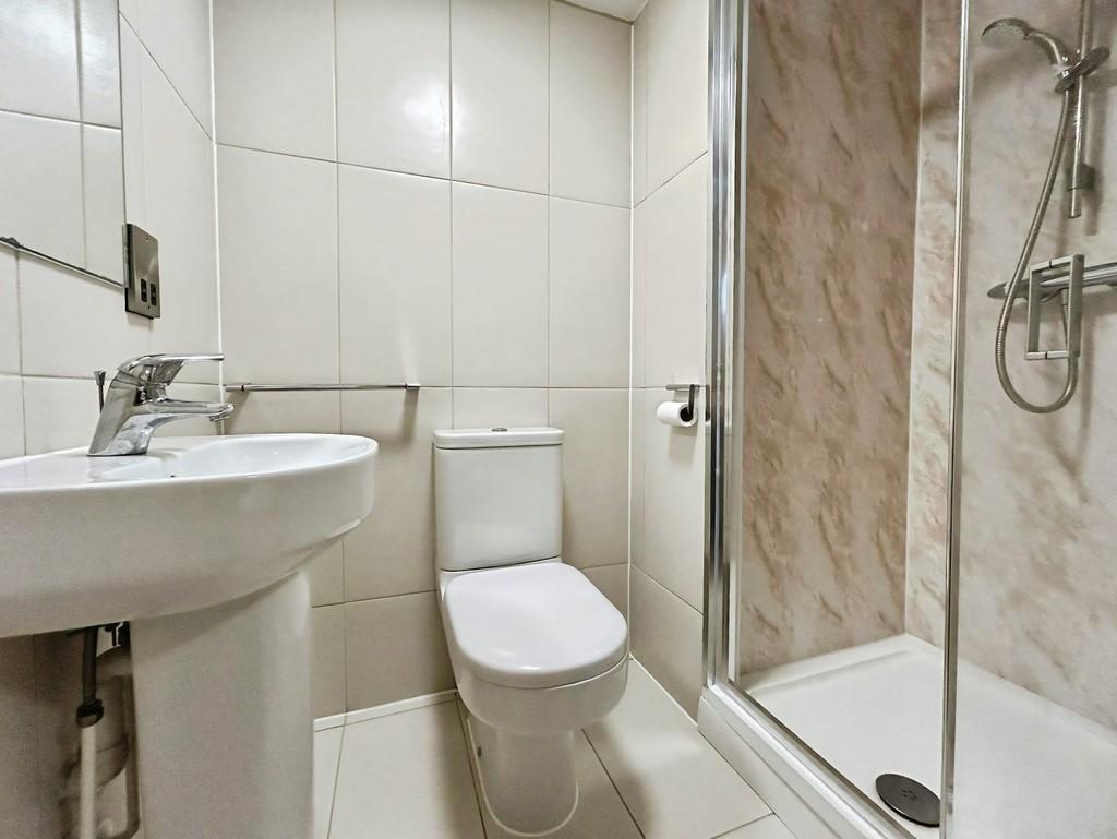 7414b326-Shower 20room