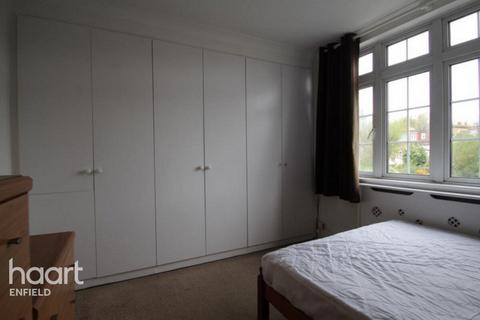 undefined, St. Georges Road, Enfield