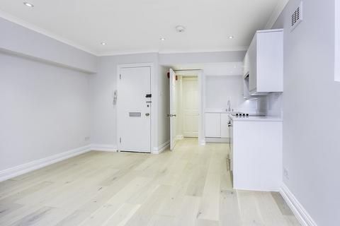 Studio to rent, Wardour Street, Chinatown