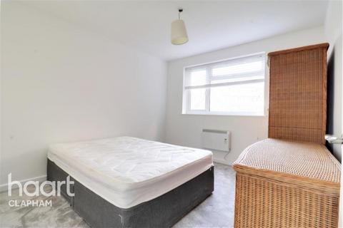 2 bedroom flat to rent, Weir Road, SW12