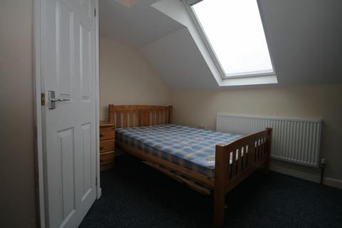 House share to rent, Radford Road, Nottingham