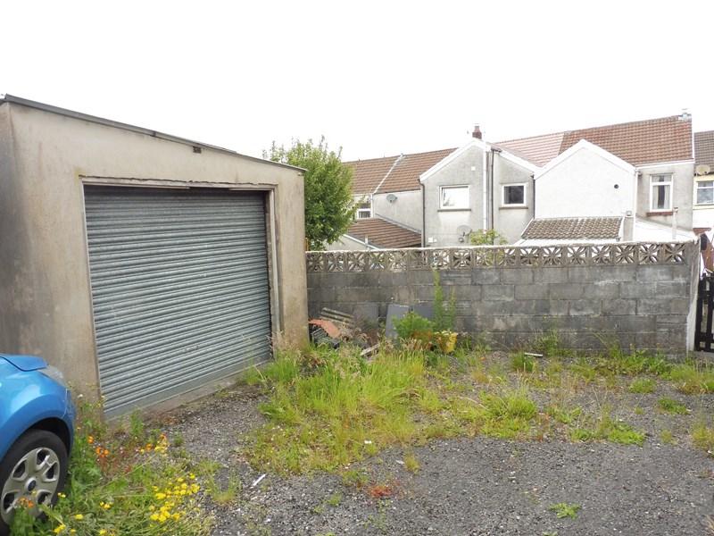 Corporation Street, Penyard, Merthyr Tydfil Garage £26,000