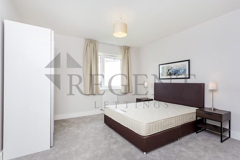 Apartment in Kingston Upon Thames - More