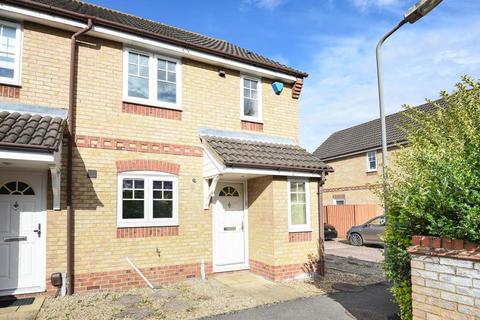 3 bedroom end of terrace house to rent, Carnation Way,  Aylesbury,  HP21