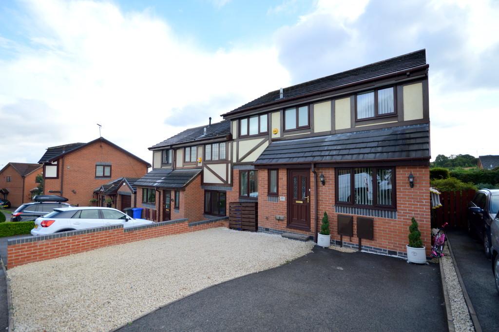 Moor Farm Avenue, Mosborough, Sheffield, S20 4 bed semidetached house