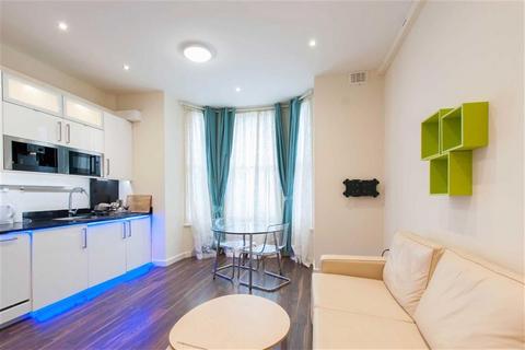 1 bedroom flat to rent, Wood Lane W12 7DP