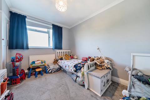 10 Pavilion Way, Ruislip, HA4 9JN